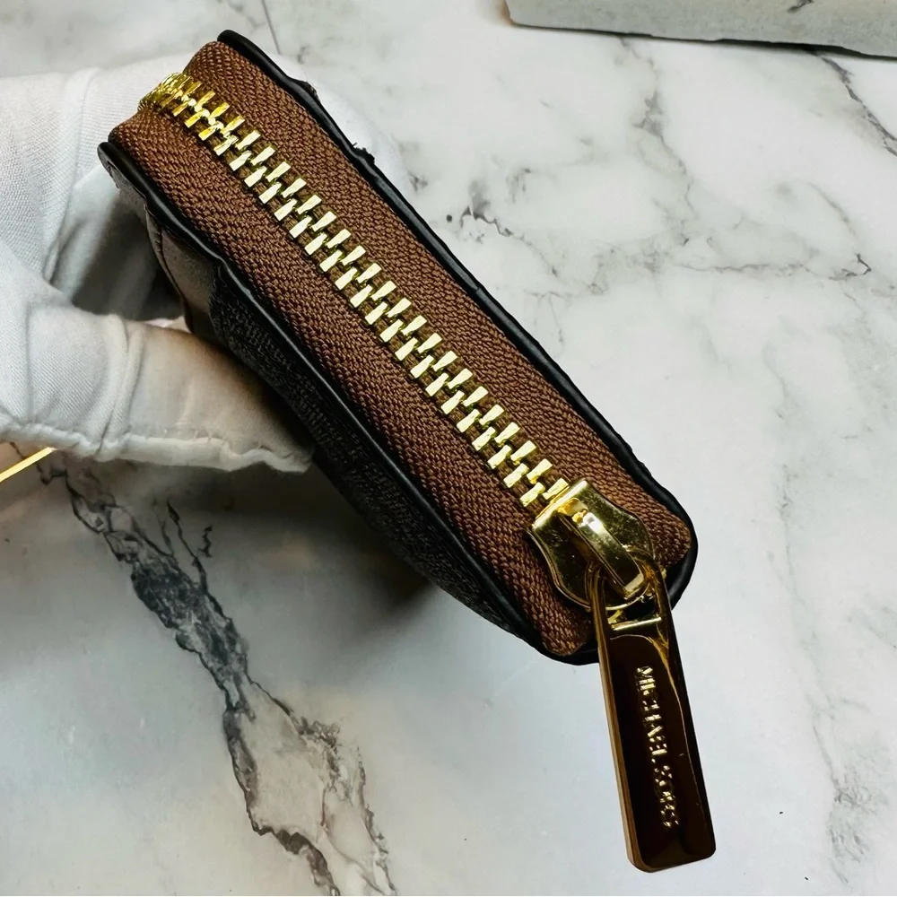 Michael Kors signature medium